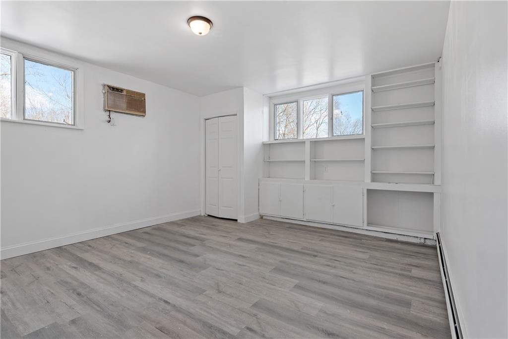 58 Hamlet Avenue photo 20