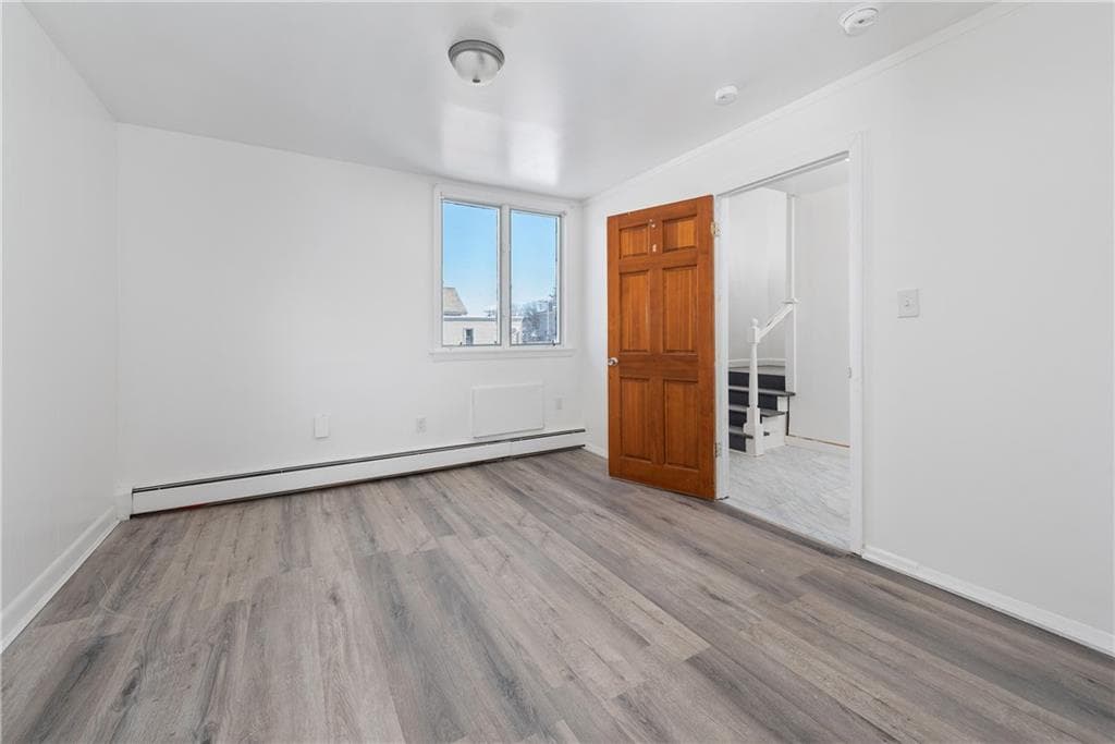 58 Hamlet Avenue photo 38