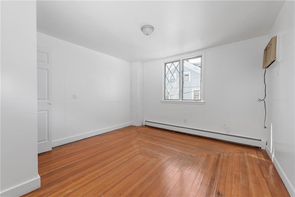 58 Hamlet Avenue photo 29