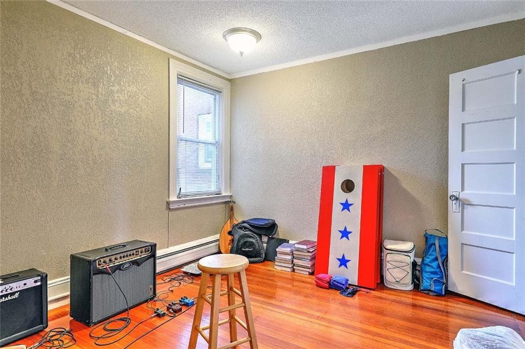 134 138 Irving Avenue photo 24