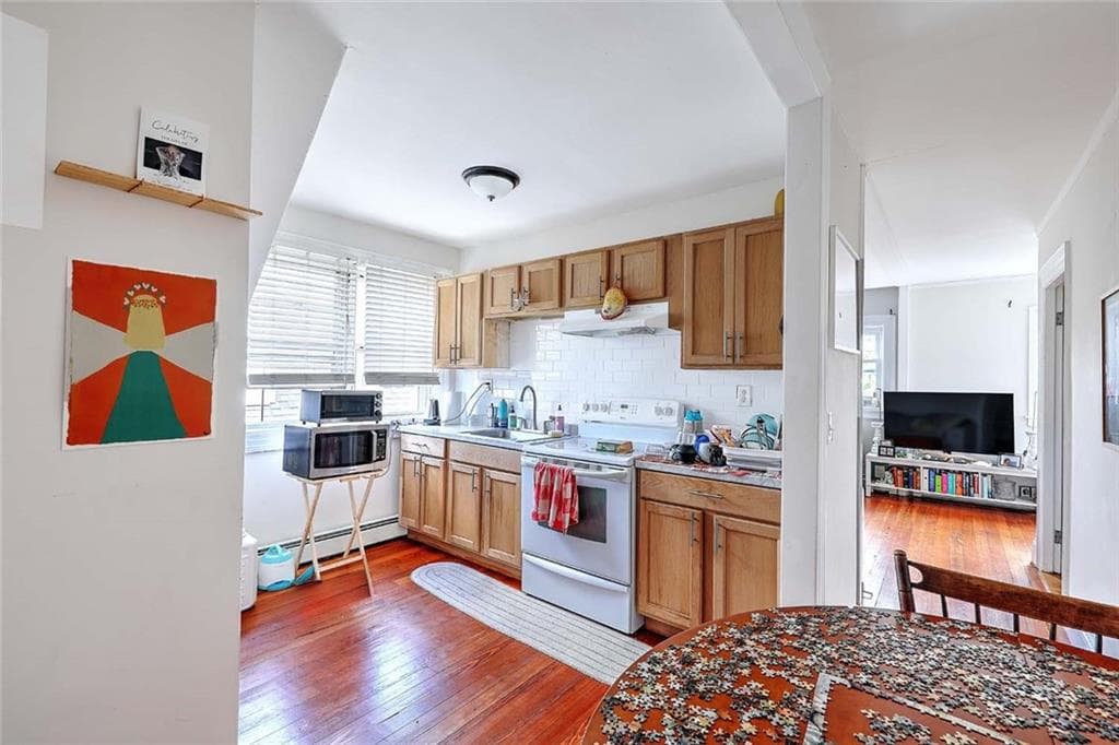 134 138 Irving Avenue photo 49