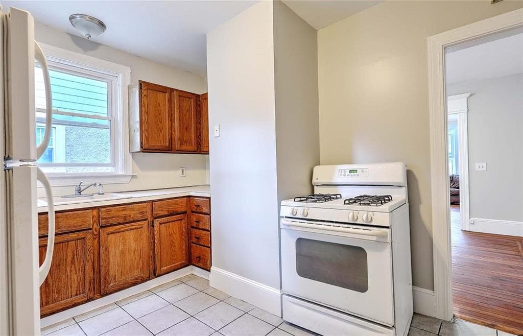 134 138 Irving Avenue photo 44