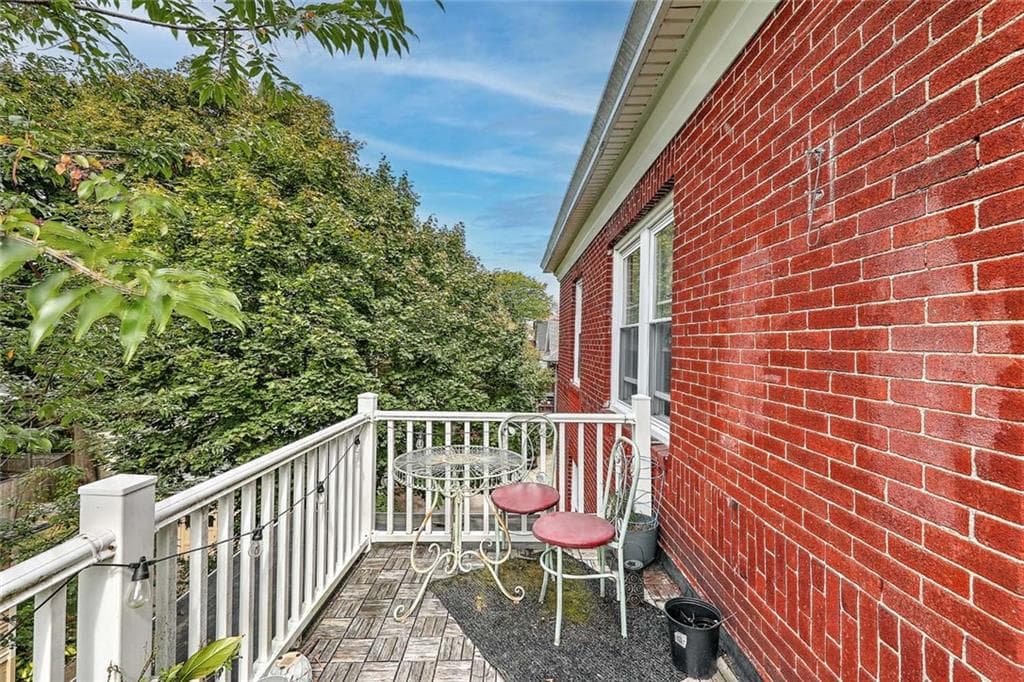 134 138 Irving Avenue photo 31