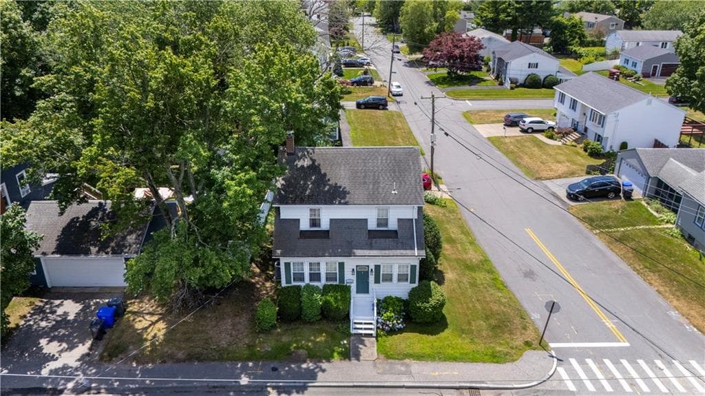 Single Family Residence at 53 Wampanoag Trail, East Providence, photo 31 of 34