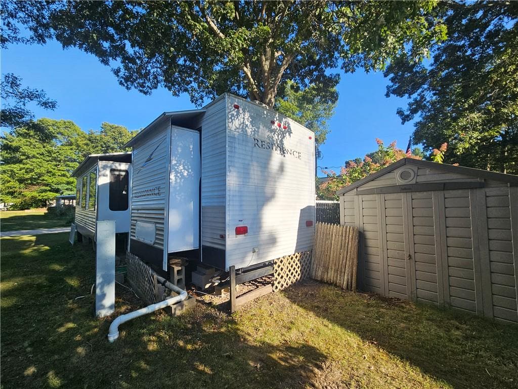 118 Dunns Corner Road photo 4