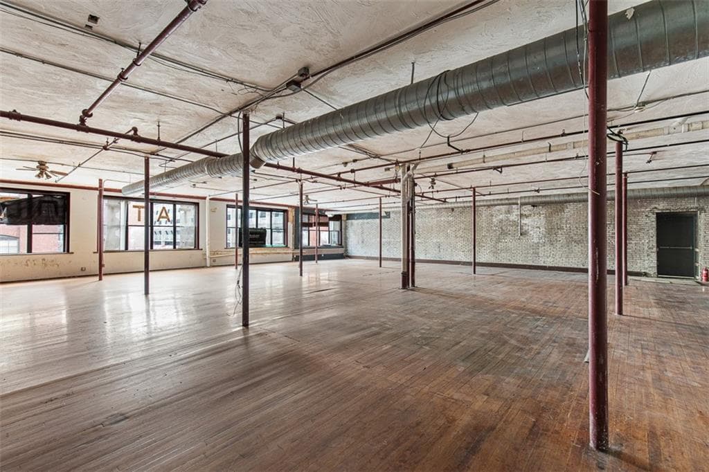 71 Richmond Street photo 16