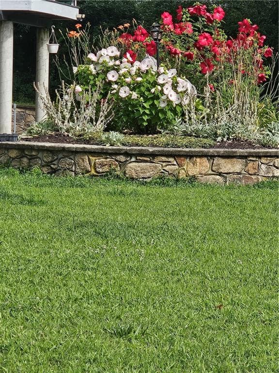 Single Family Residence at 7 1/2 TAYLOR Road, Johnston, photo 41 of 50