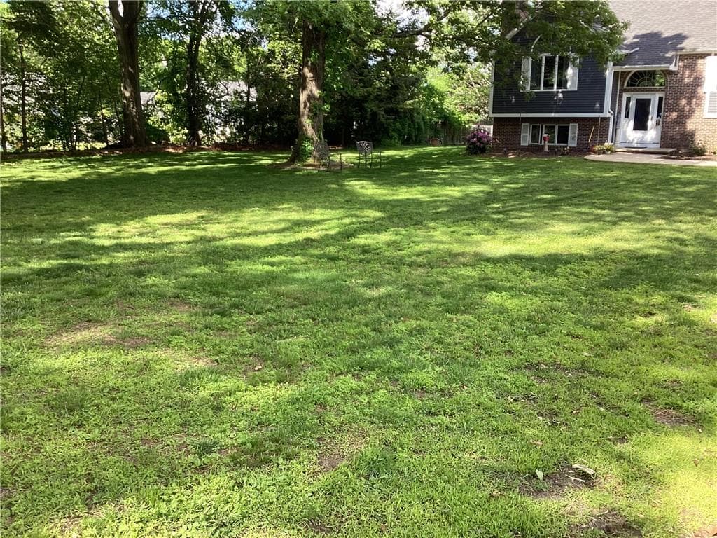 Single Family Residence at 7 1/2 TAYLOR Road, Johnston, photo 8 of 50