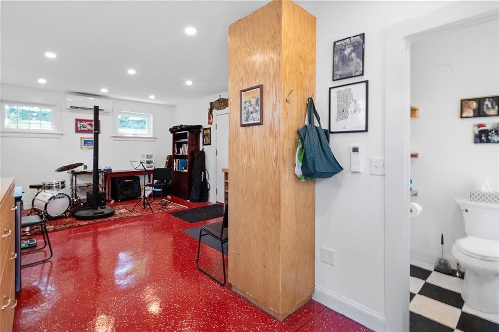 140 Aldrich Avenue photo 44