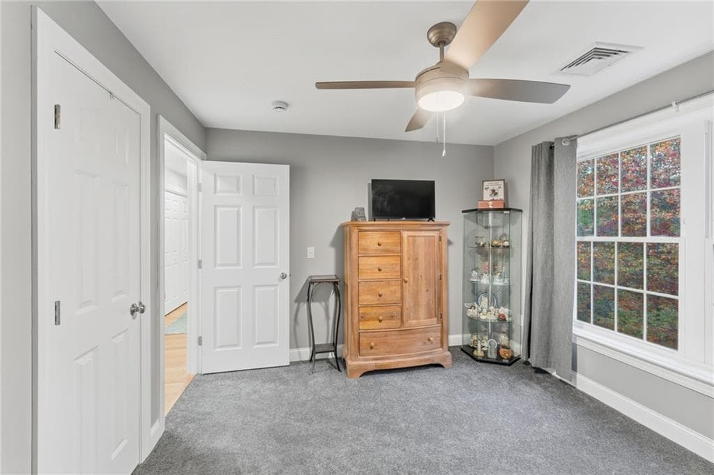 Condominium at 1504 Hunting Hill Drive, Cumberland, photo 26 of 46