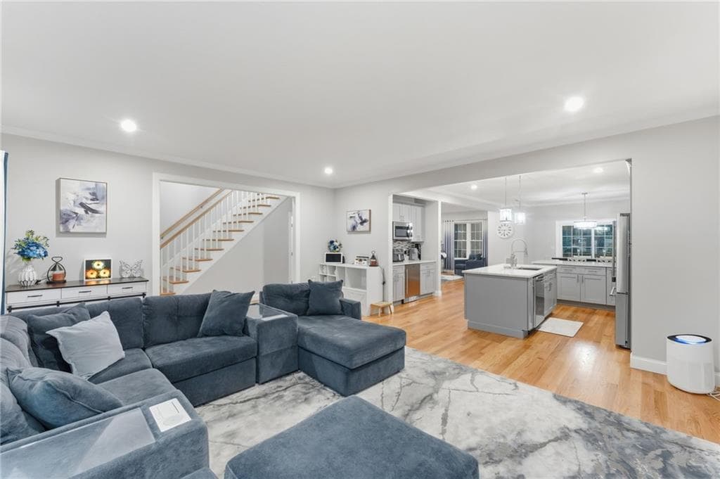 1504 Hunting Hill Drive