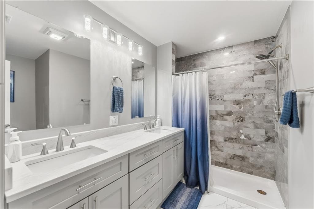 Condominium at 1504 Hunting Hill Drive, Cumberland, photo 20 of 46