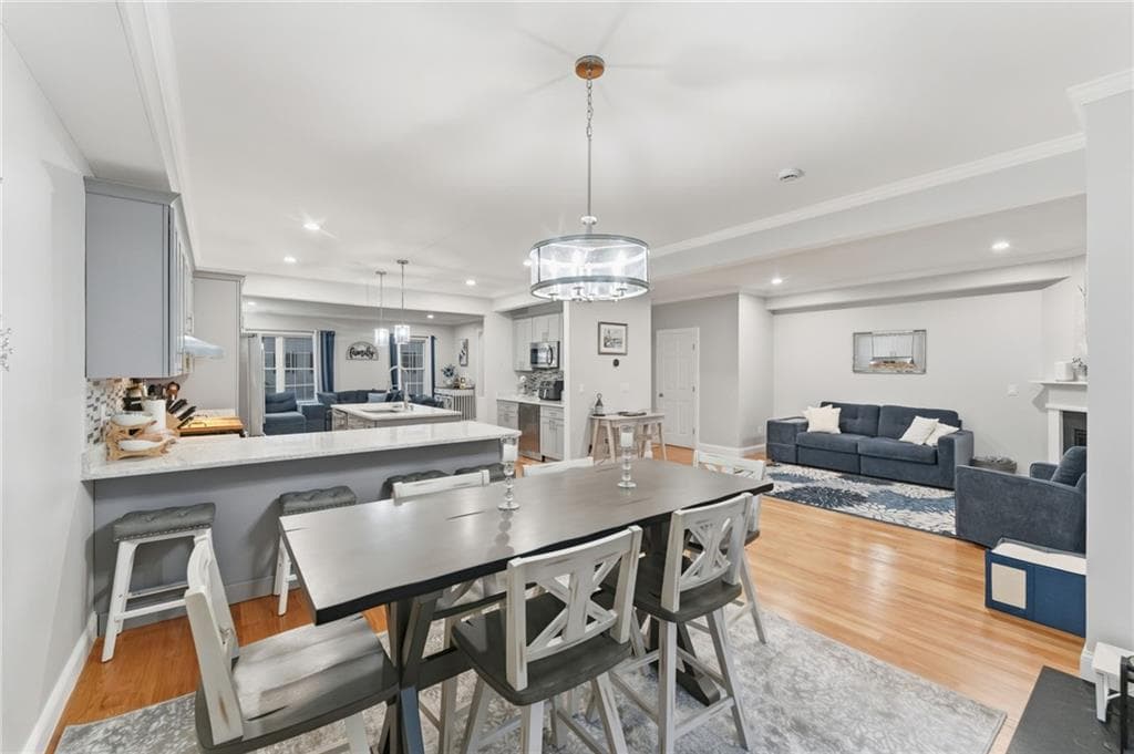 Condominium at 1504 Hunting Hill Drive, Cumberland, photo 10 of 46