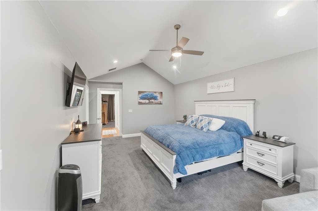 Condominium at 1504 Hunting Hill Drive, Cumberland, photo 18 of 46