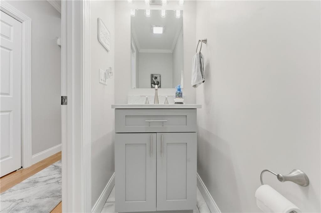 Condominium at 1504 Hunting Hill Drive, Cumberland, photo 15 of 46
