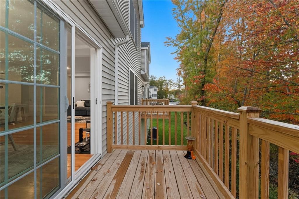 Condominium at 1504 Hunting Hill Drive, Cumberland, photo 35 of 46