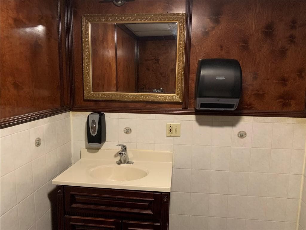 Commercial,Commercial Sale at 146 Gansett Avenue, Cranston, photo 17 of 19