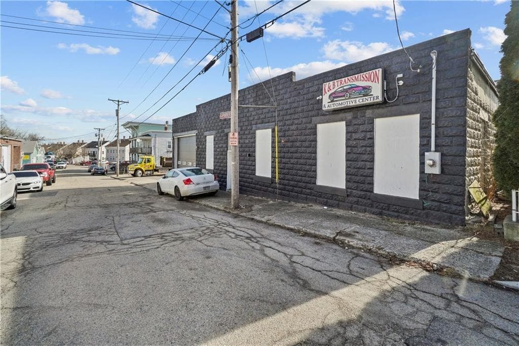 72 Parker Street photo 31