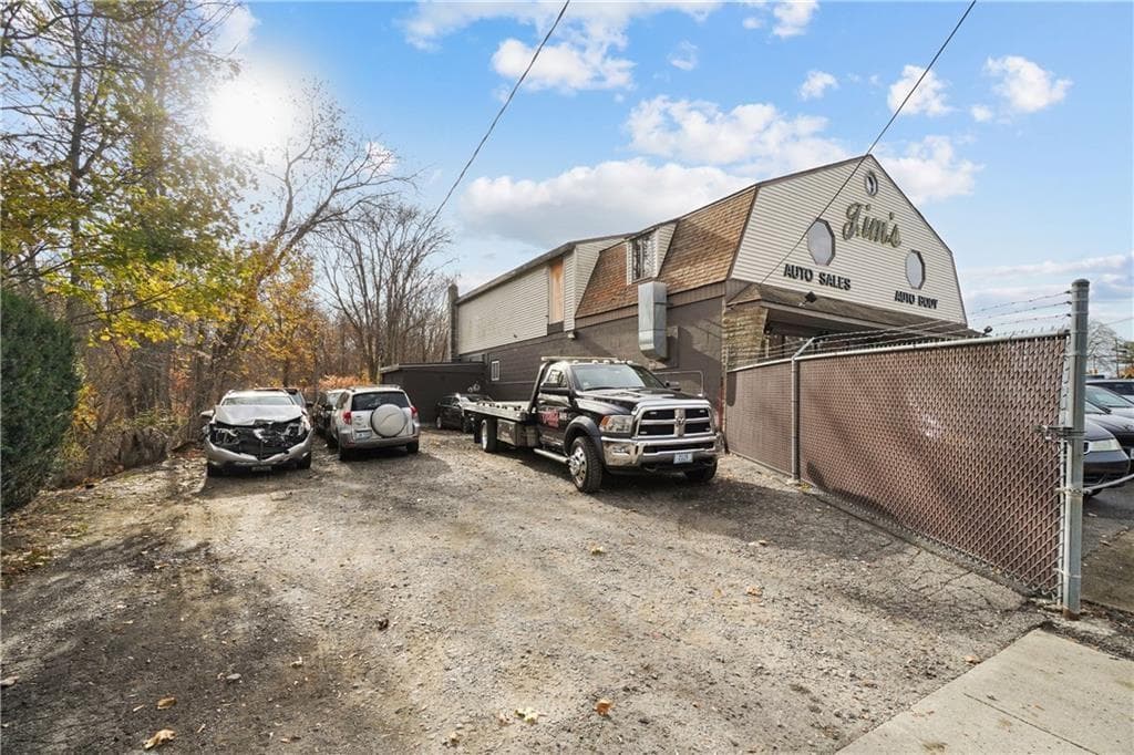 1153 Central Avenue photo 5