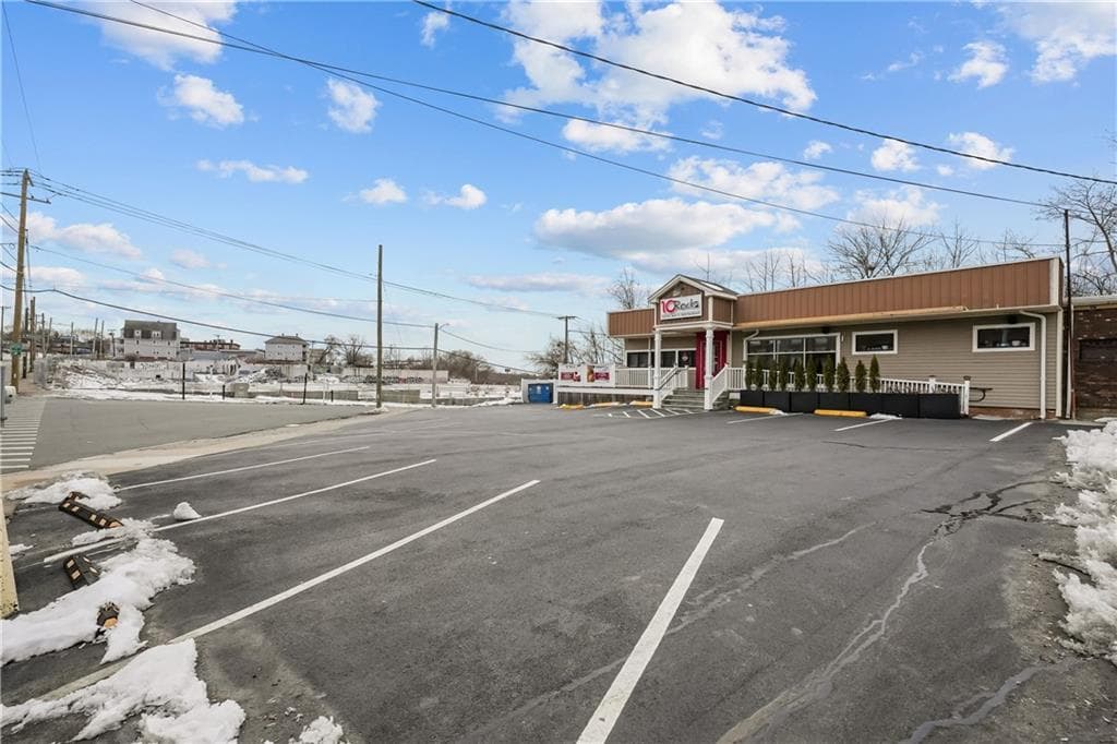 1091 Main Street photo 26