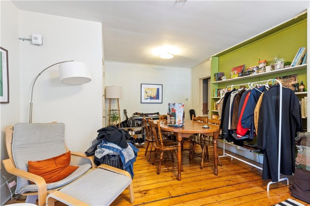 176 Williams Street photo 41