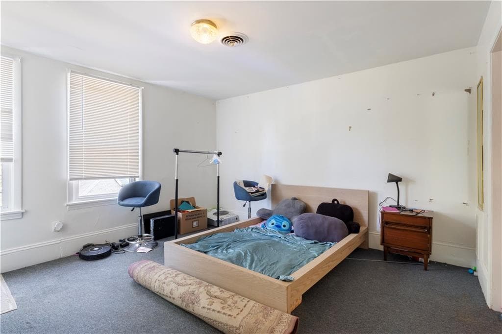 176 Williams Street photo 15