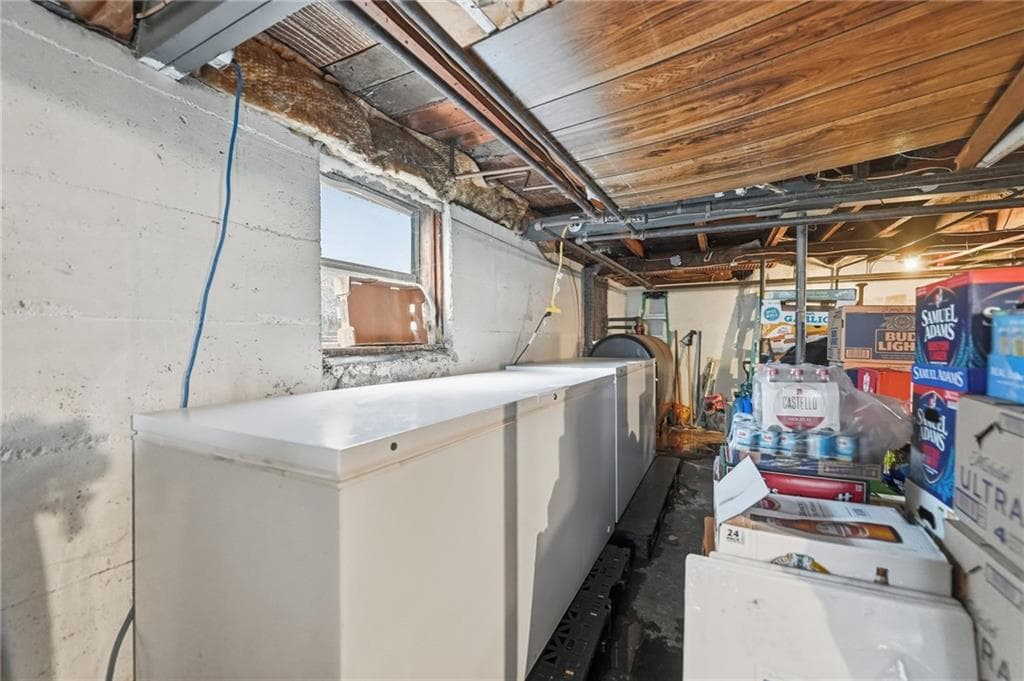 Commercial,Commercial Sale at 170 Franklin Street, Bristol, photo 13 of 17