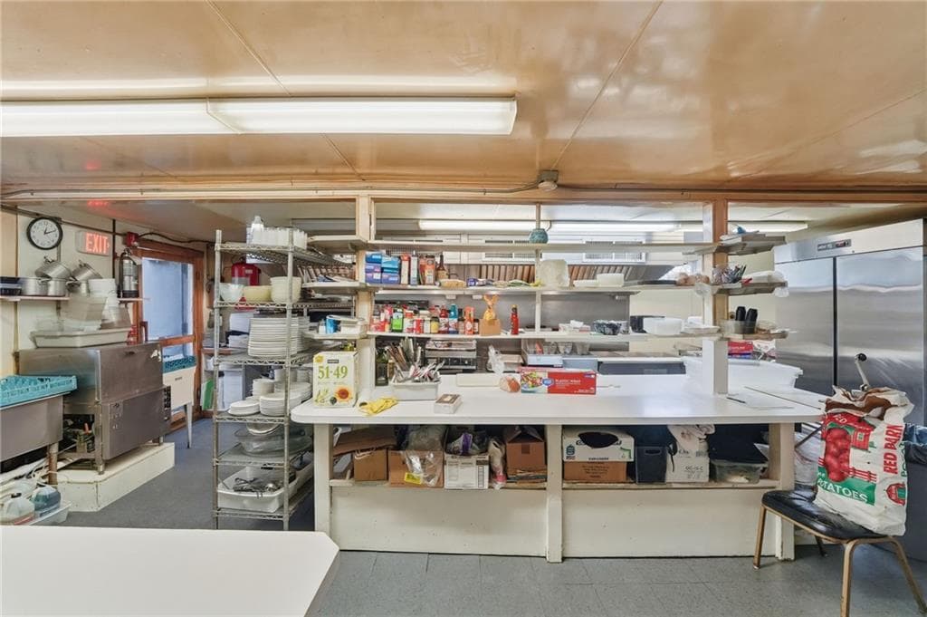 Commercial,Commercial Sale at 170 Franklin Street, Bristol, photo 9 of 17