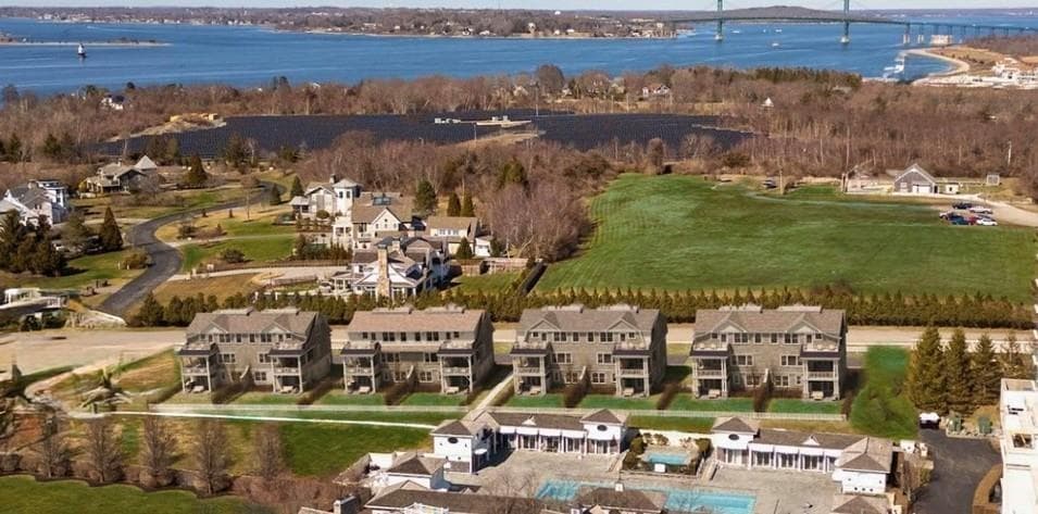 Condominium at 0 Willow Lane UNIT Leeward A, Portsmouth, photo 3 of 23