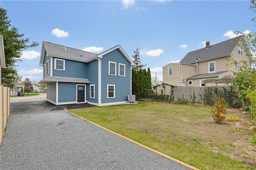 Single Family Residence at 33 Jefferson Avenue, East Providence, photo 43 of 48