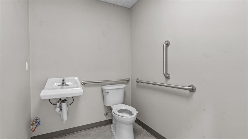 300 Coddington Highway UNIT 211 photo 24