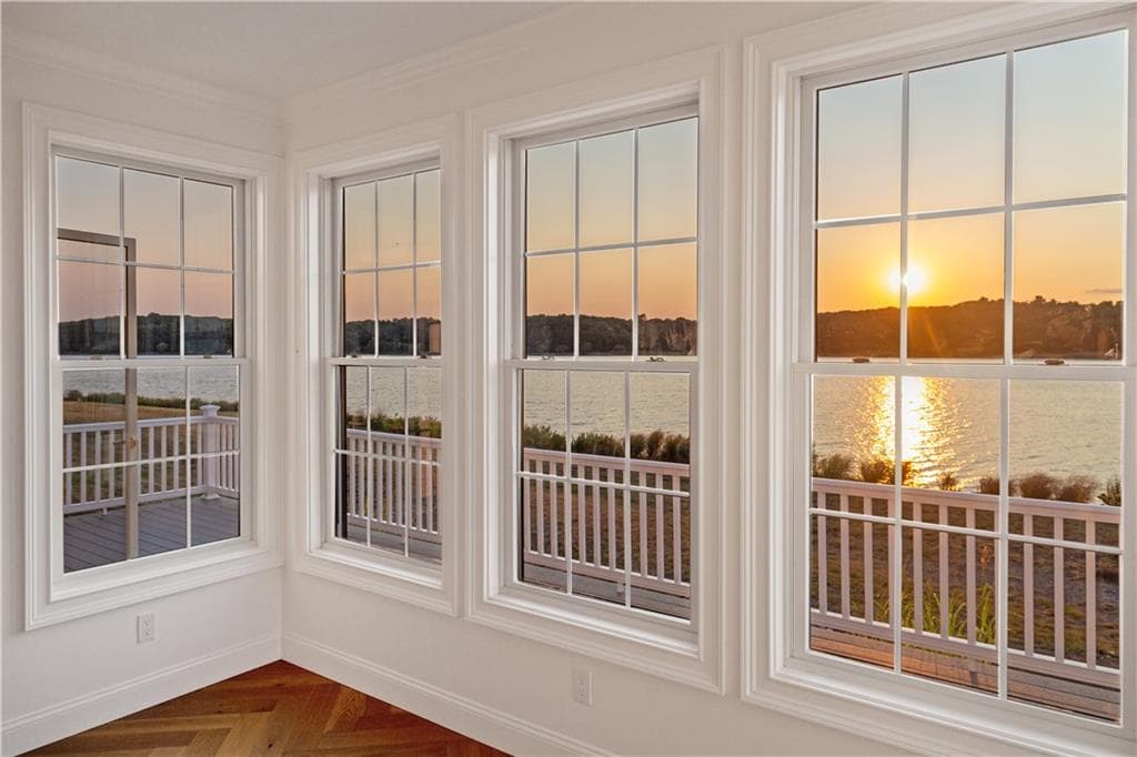 Condominium at 114 East Point Drive, East Providence, photo 10 of 38