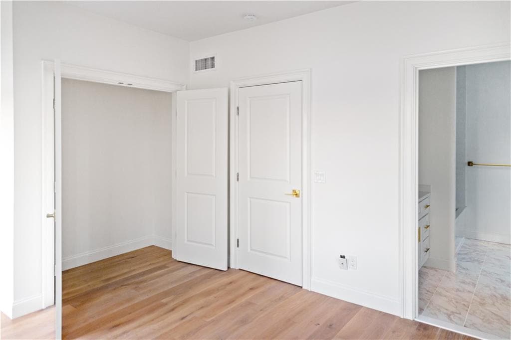 Condominium at 114 East Point Drive, East Providence, photo 25 of 38