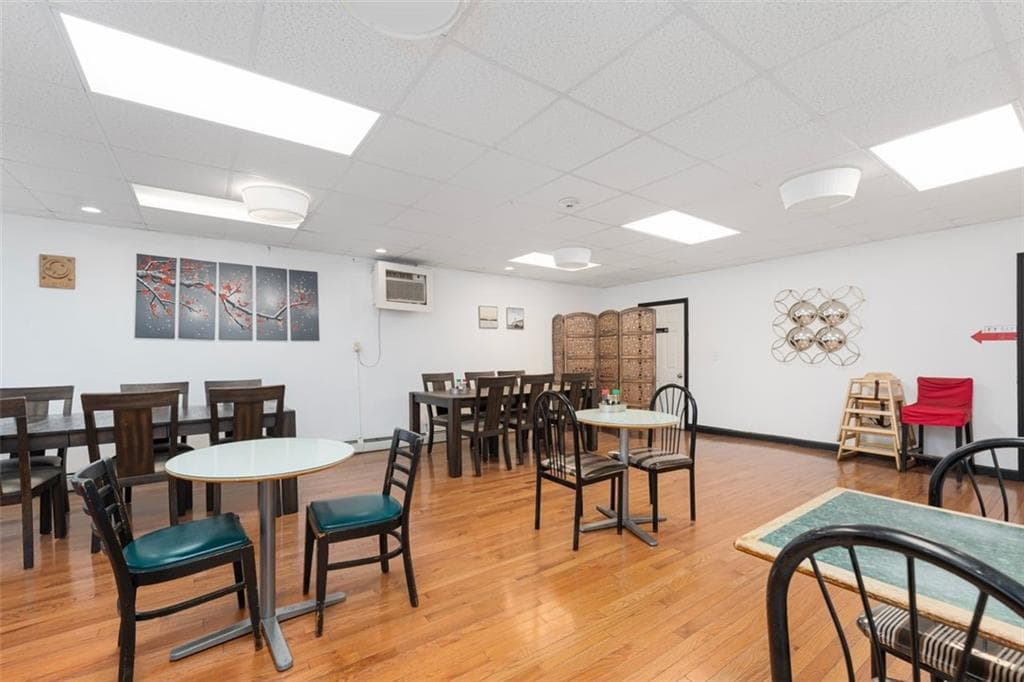 95 Warren Avenue photo 6