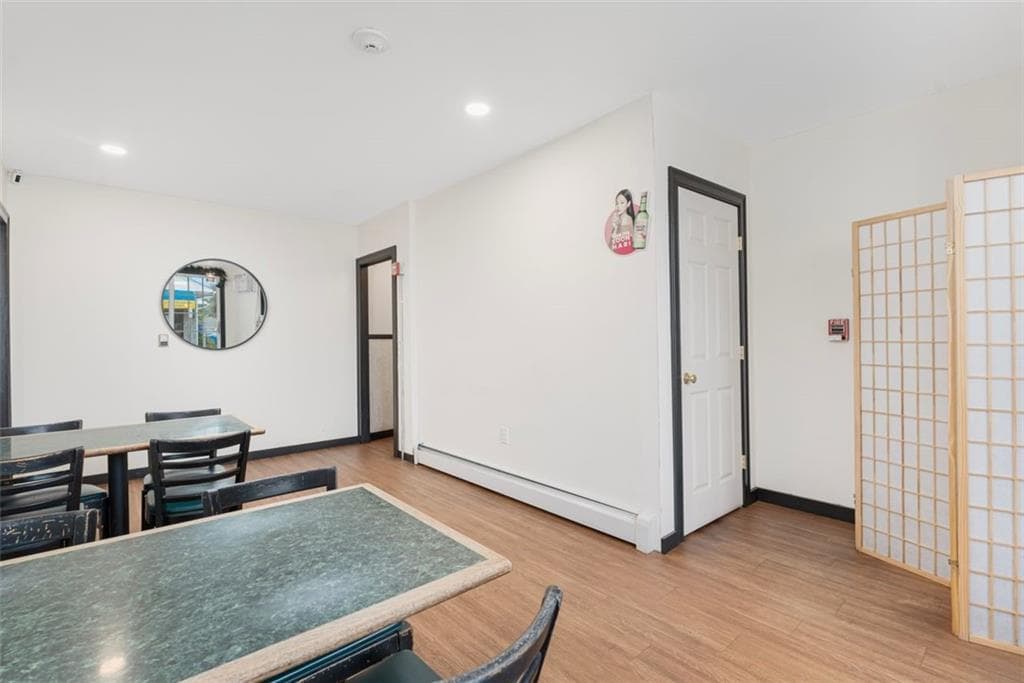 95 Warren Avenue photo 12