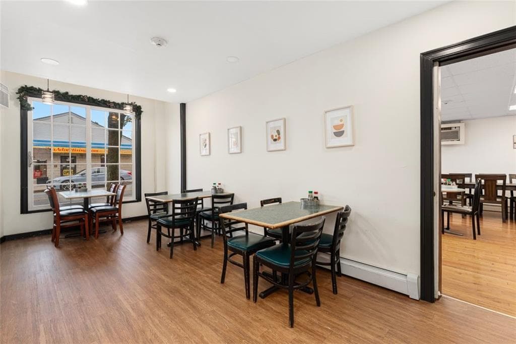 95 Warren Avenue photo 9