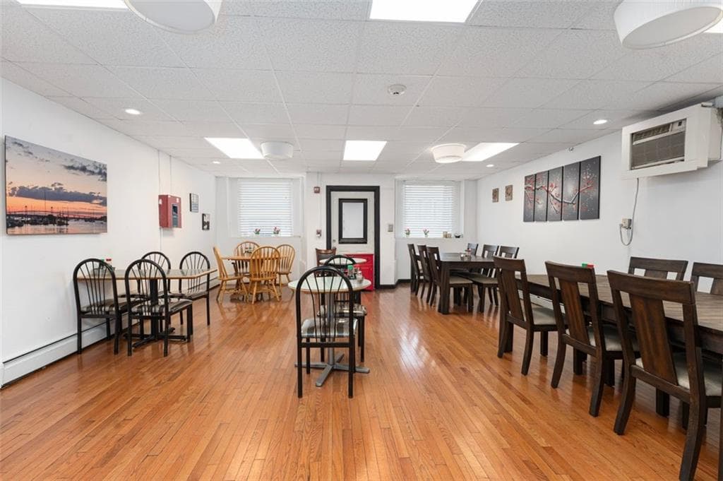 95 Warren Avenue photo 8