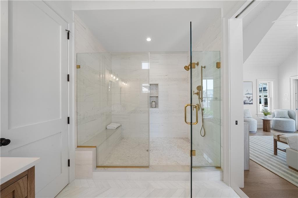 811 Ocean Road photo 16