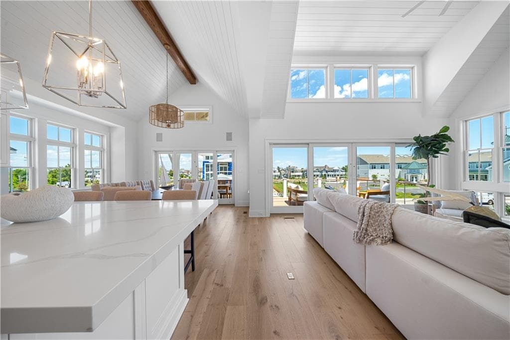 811 Ocean Road photo 7