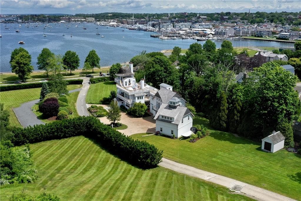 2 Harbor View Drive