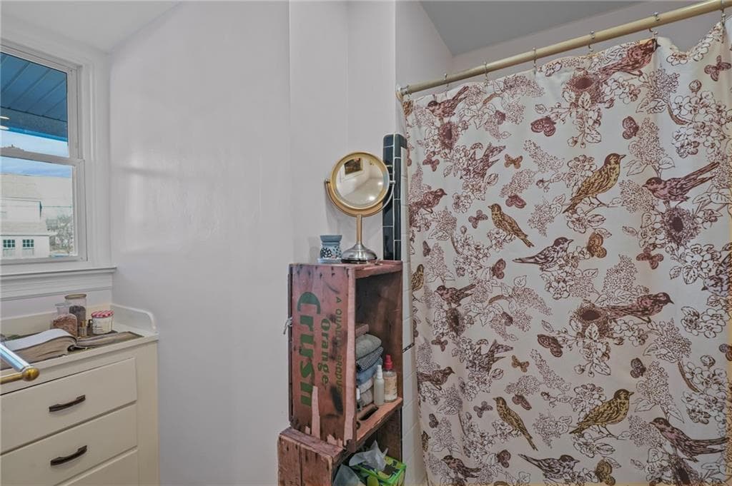 118 Arnold Avenue photo 27