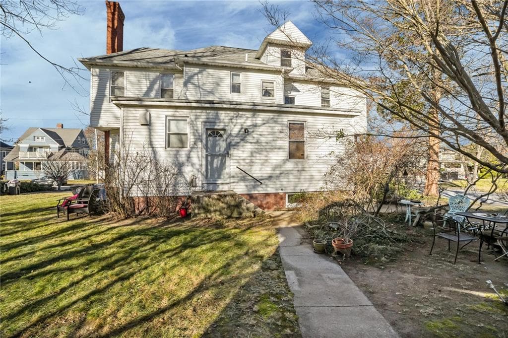 118 Arnold Avenue photo 46