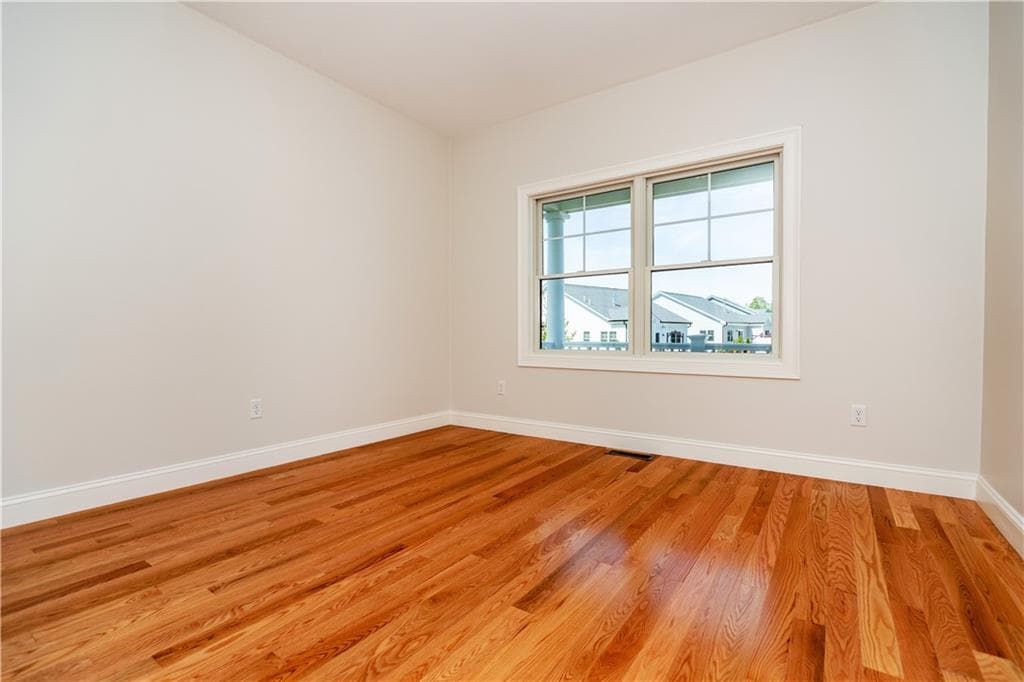 19 Hampton Road UNIT 69 photo 4