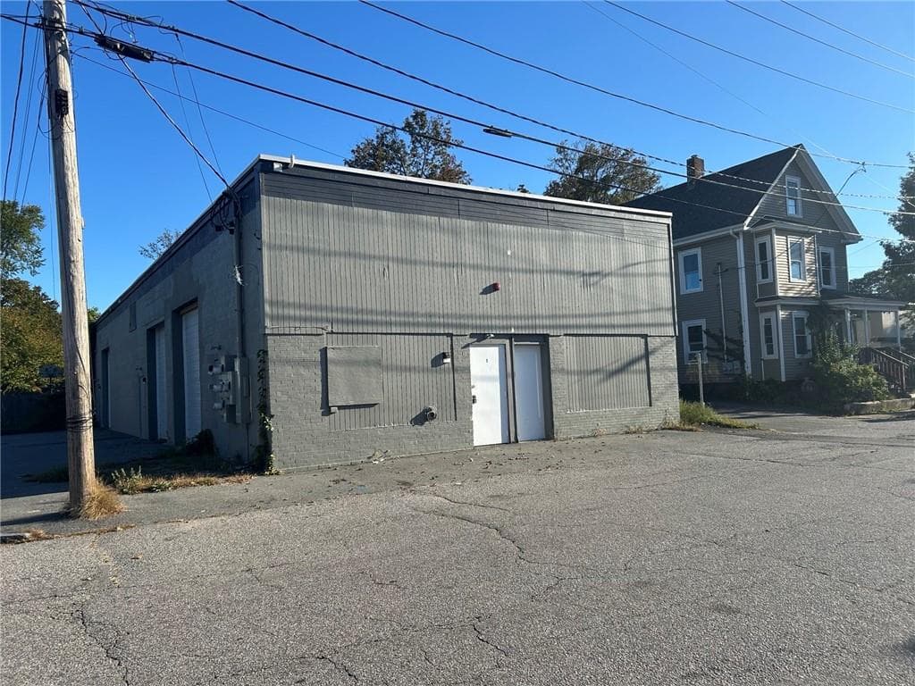 262 Washington Street photo 2