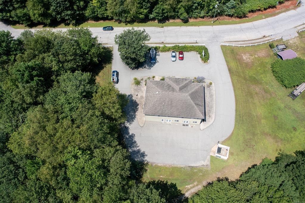 Commercial at 20 Knollwood Drive, Canterbury, photo 12 of 16