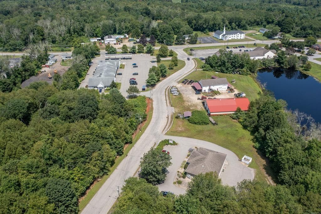 Commercial at 20 Knollwood Drive, Canterbury, photo 14 of 16