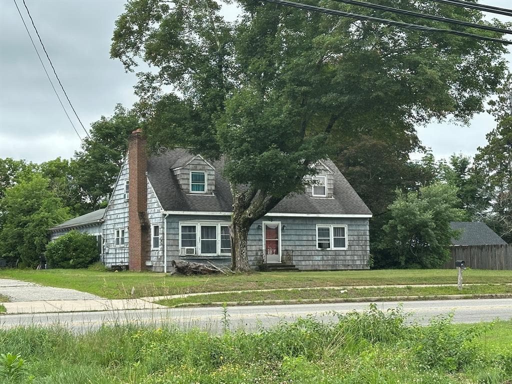 Commercial at 745 Norwich Road, Plainfield, photo 3 of 3