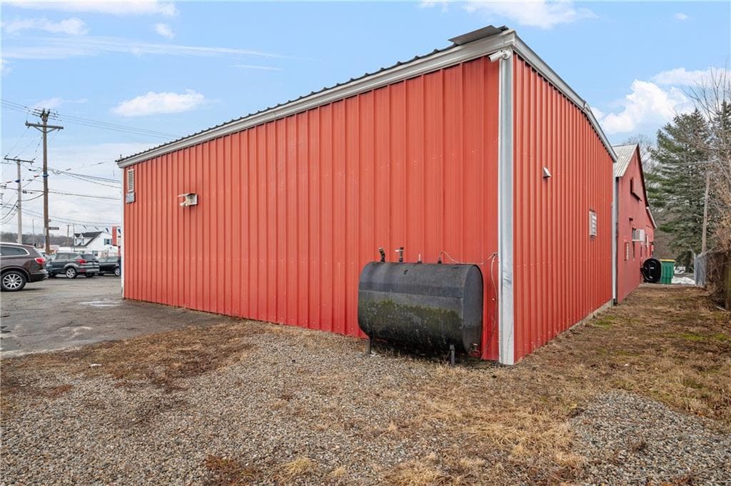 620 Pond Street photo 6