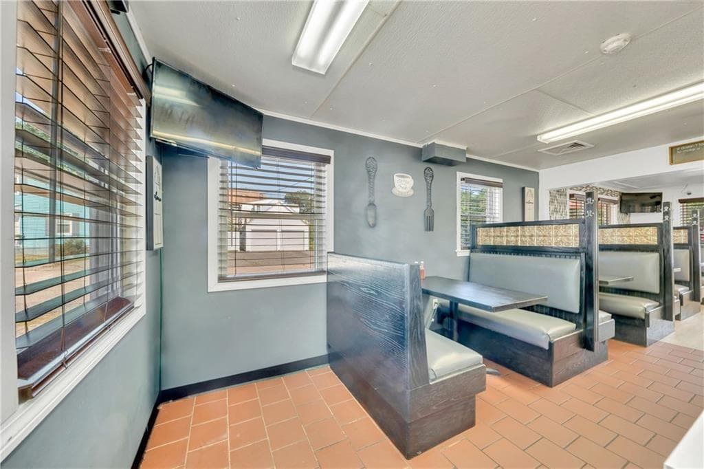 426 Cass Avenue photo 14