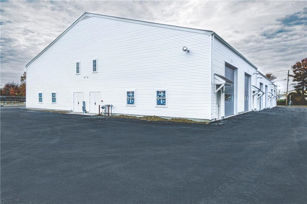 300 Coddington Highway UNIT 205 photo 5